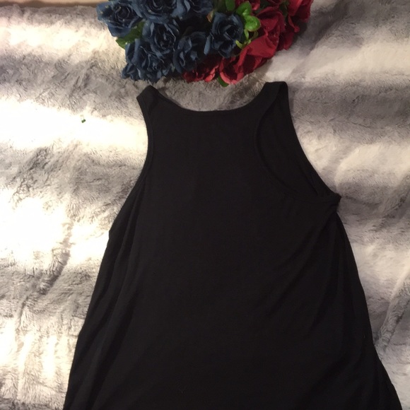 Women’s black tank top - Picture 3 of 5